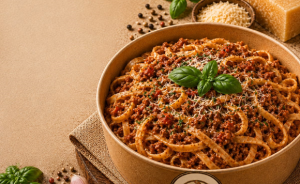 BOLOGNEZ SOSLU FETTUCCİNE
